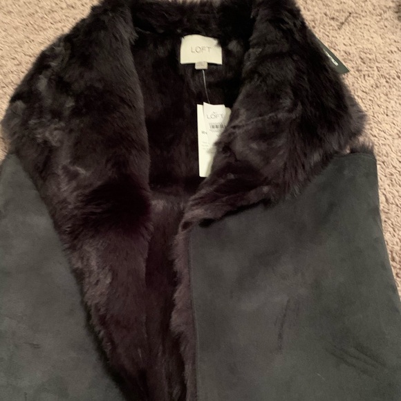 NWT LOFT reversible faux shearling vest black grey - Picture 8 of 10
